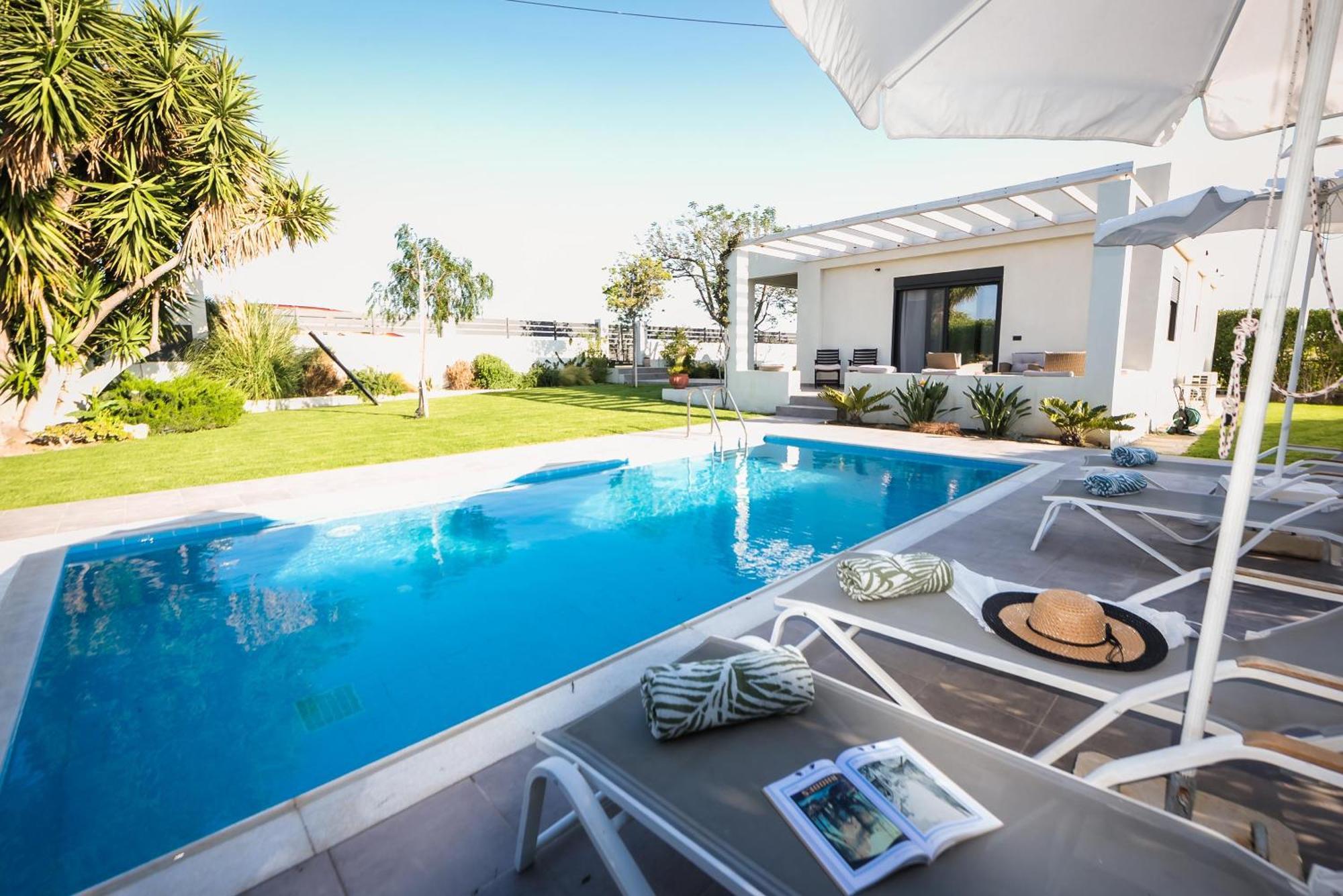 El Sueno Villa เกนนาดี ภายนอก รูปภาพ